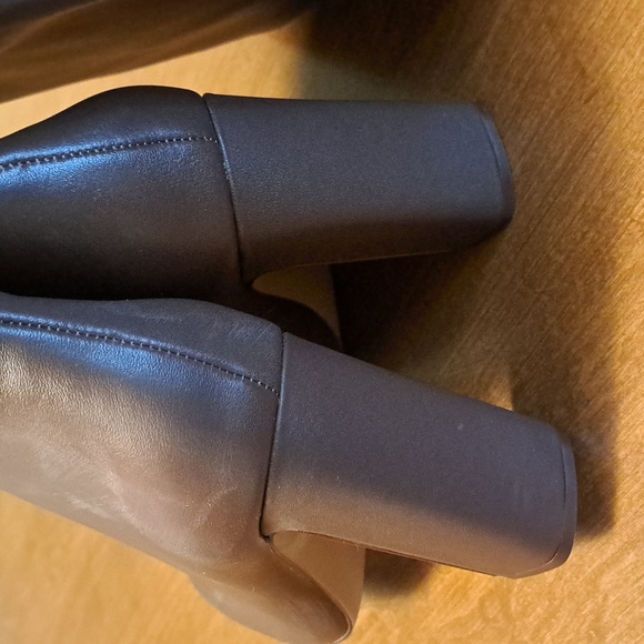 FLASH SALE Steve Madden lether upper 6M - Picture 6 of 7